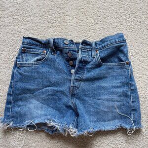 Levi's 501 Skinny Medium Wash Cut off Shorts Size 27?/Small 99% Cotton